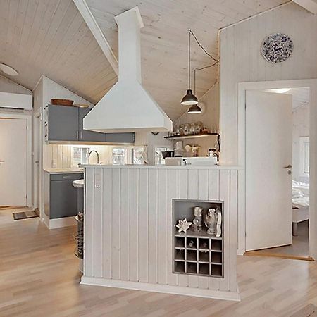 6 Person Holiday Home In Otterup Esterno foto