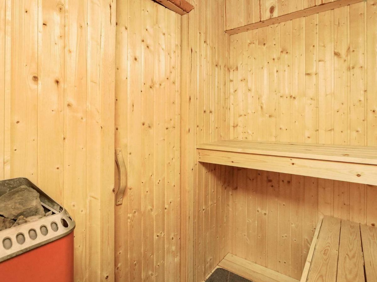 6 Person Holiday Home In Otterup Esterno foto
