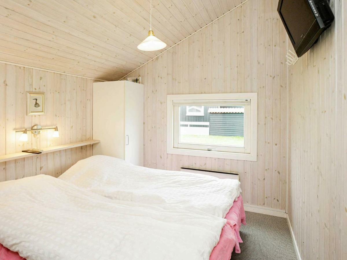 6 Person Holiday Home In Otterup Esterno foto