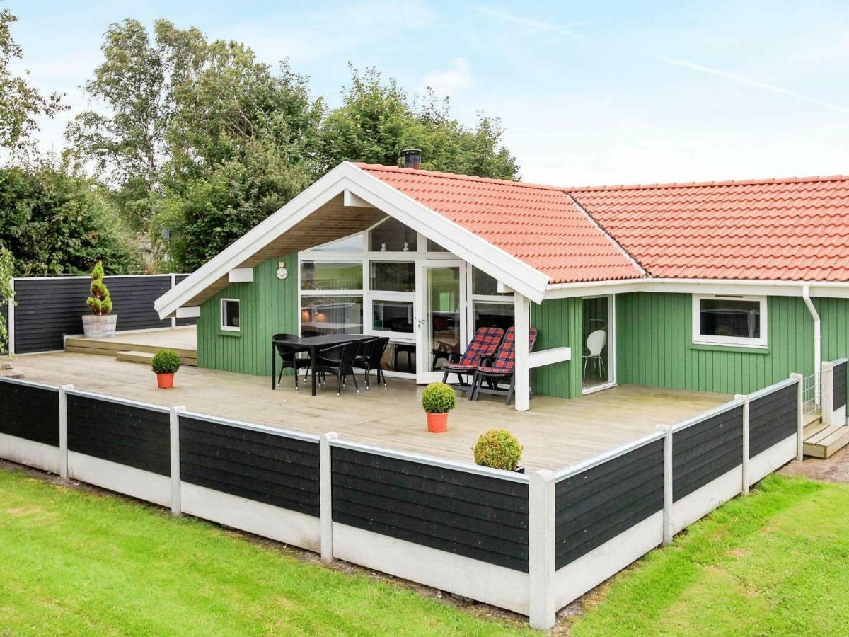 6 Person Holiday Home In Otterup Esterno foto