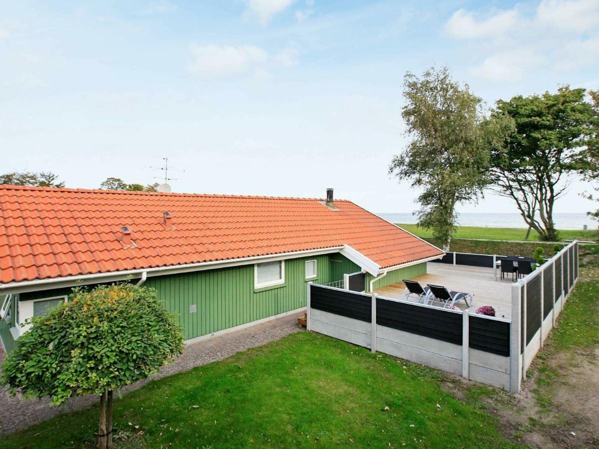 6 Person Holiday Home In Otterup Esterno foto